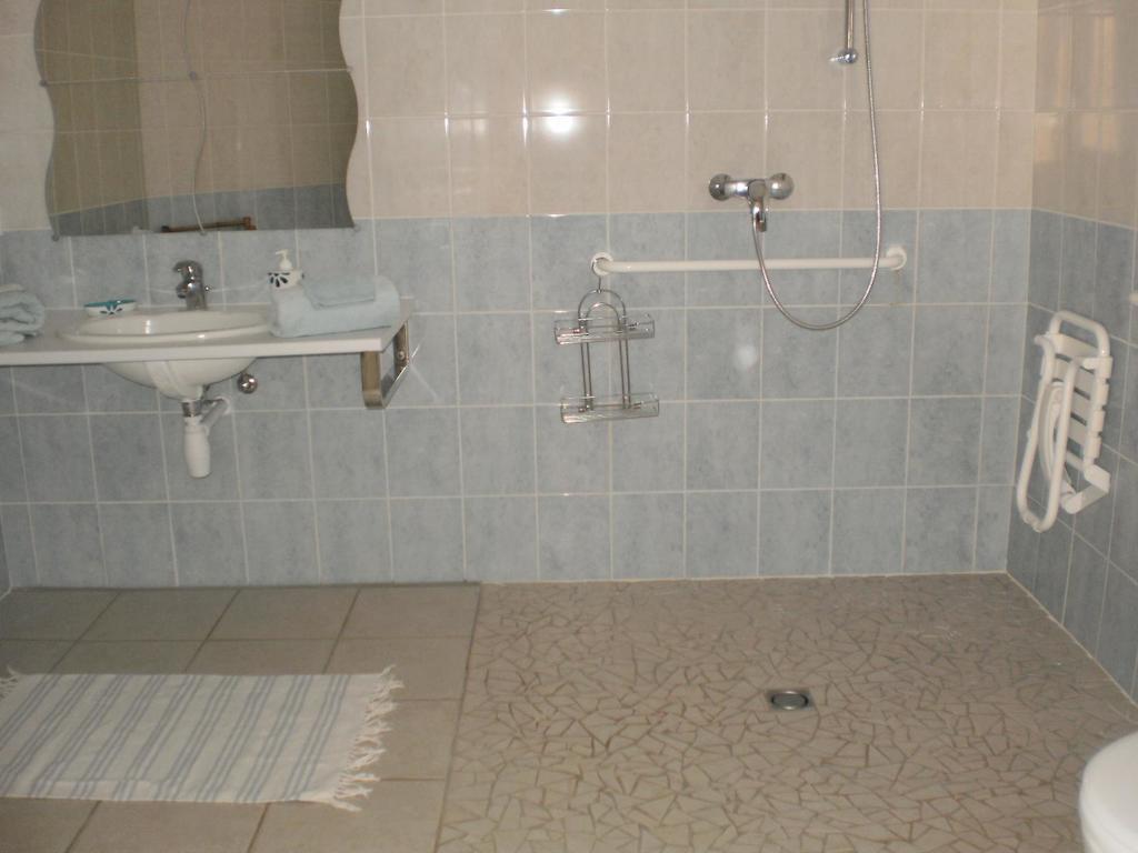 Chambres D'Hotes Du Lac Anzy-le-Duc Екстер'єр фото
